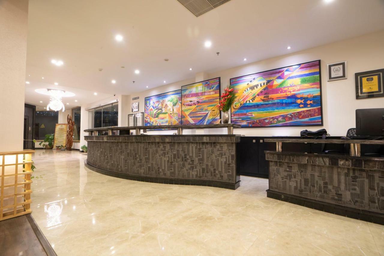 The Panoramic Getaway Hotel Munnar Bagian luar foto Reception